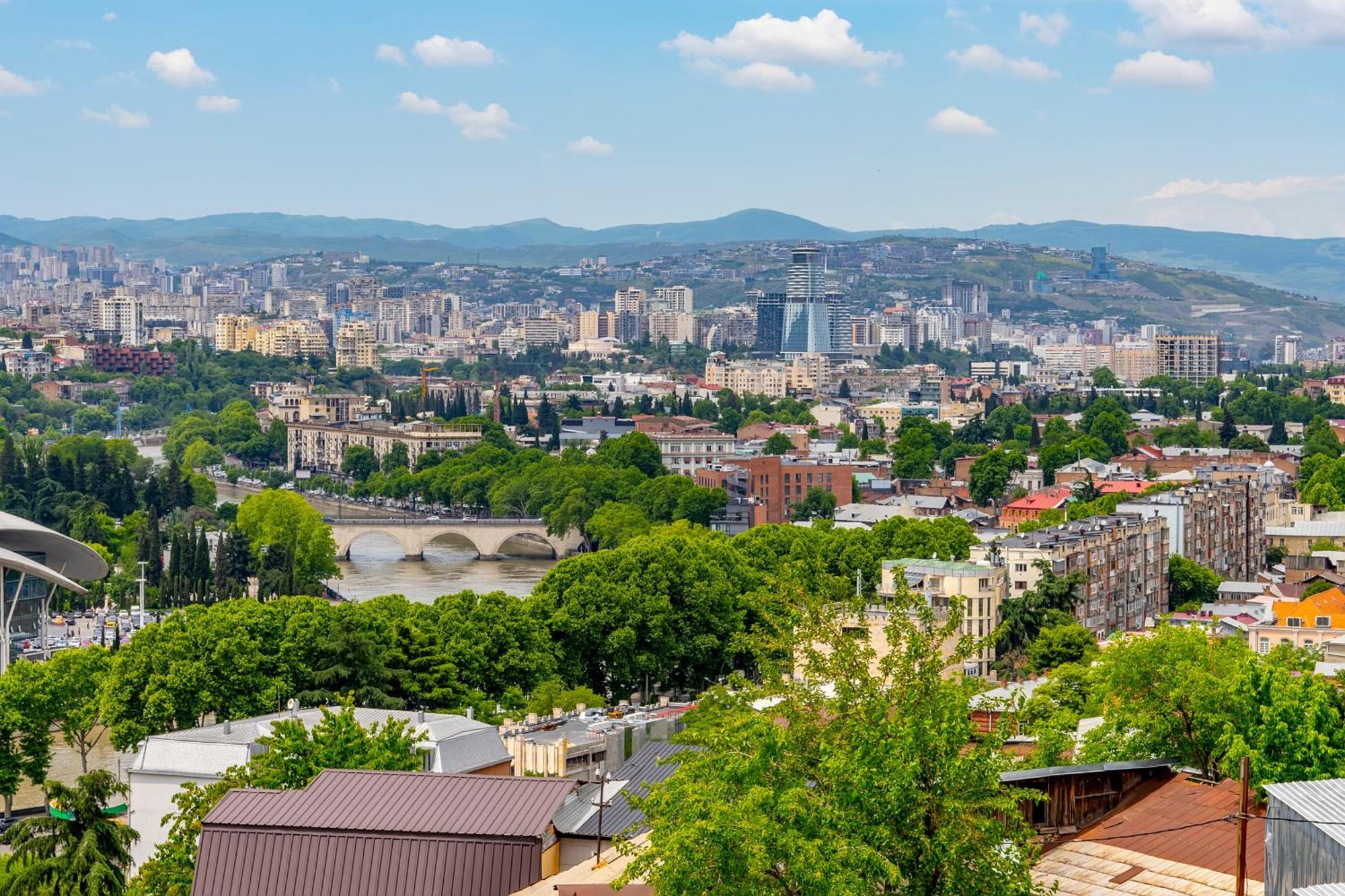 Iris Hotel Тбілісі Екстер'єр фото